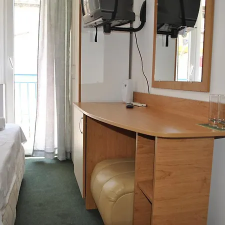 Hotel R&g Nessebar