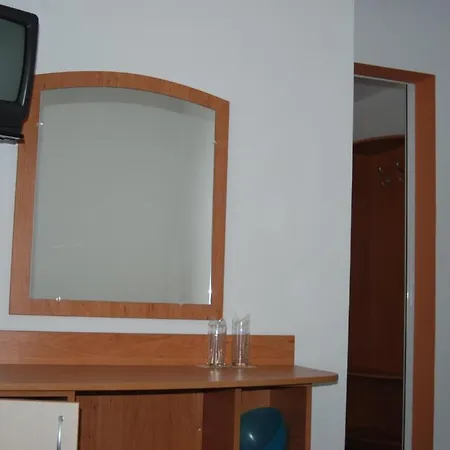 Hotel R&g 2*